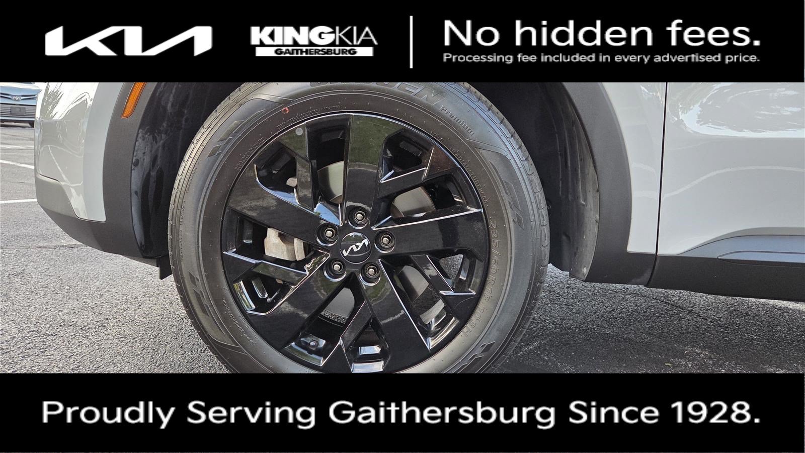Certified 2023 Kia Sorento S w/ Panoramic Sunroof Package AWD/4WD image 11