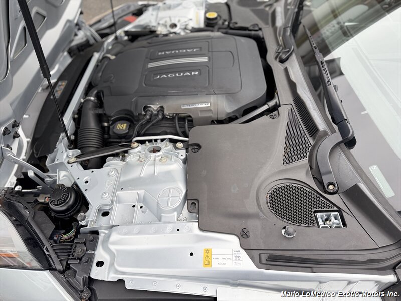 Used 2014 Jaguar F-TYPE Convertible image 29