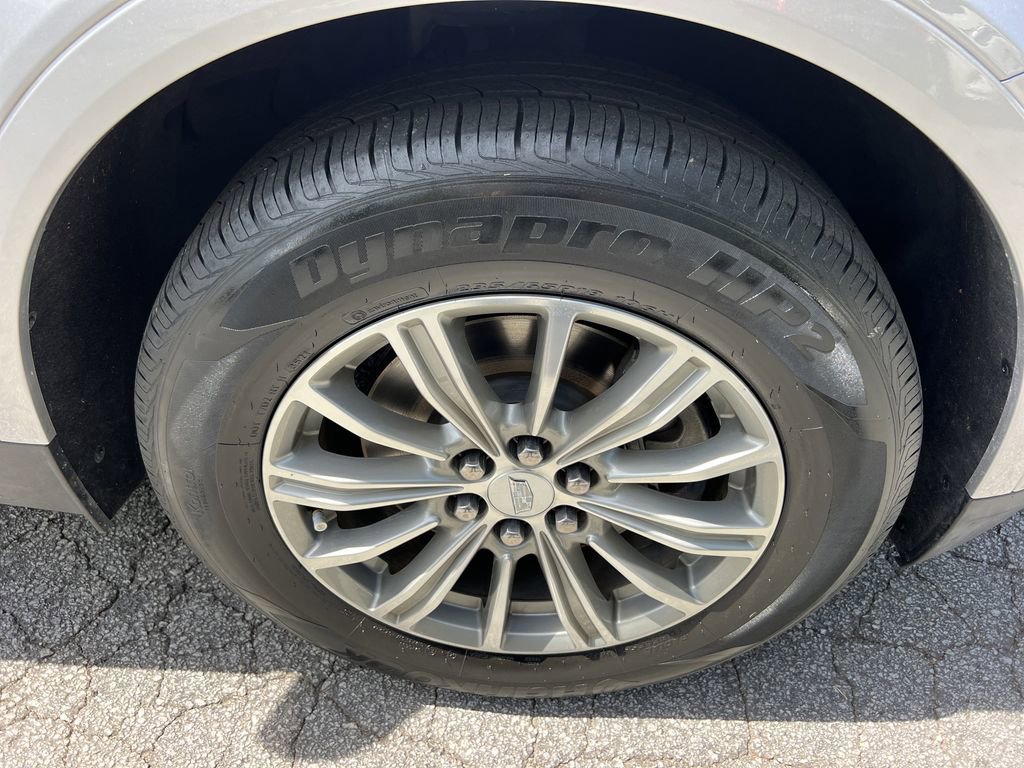 Used 2018 Cadillac XT5 Luxury w/ Driver Awareness Package image 9