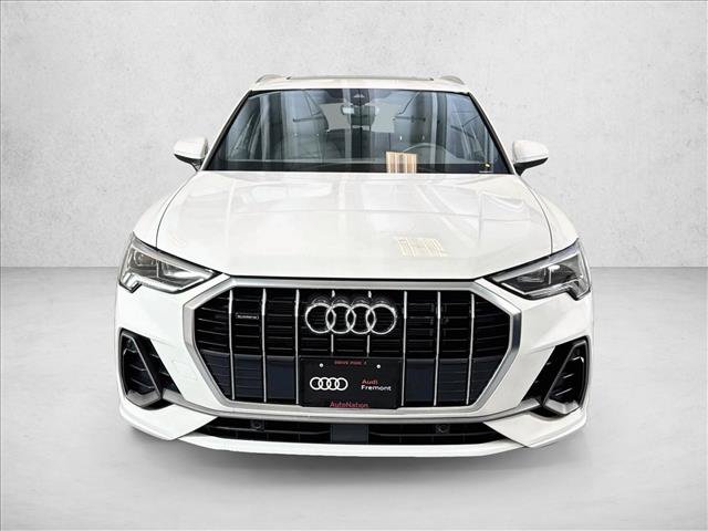 Used 2025 Audi Q3 2.0T Premium AWD/4WD image 2