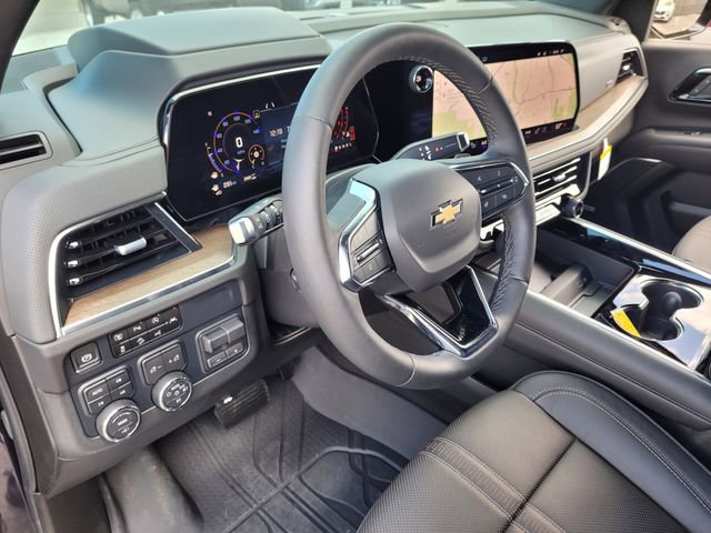 Used 2025 Chevrolet Suburban High Country image 20