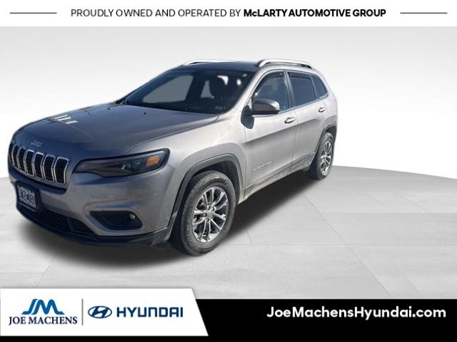 Used 2019 Jeep Cherokee Latitude Plus AWD/4WD image 2