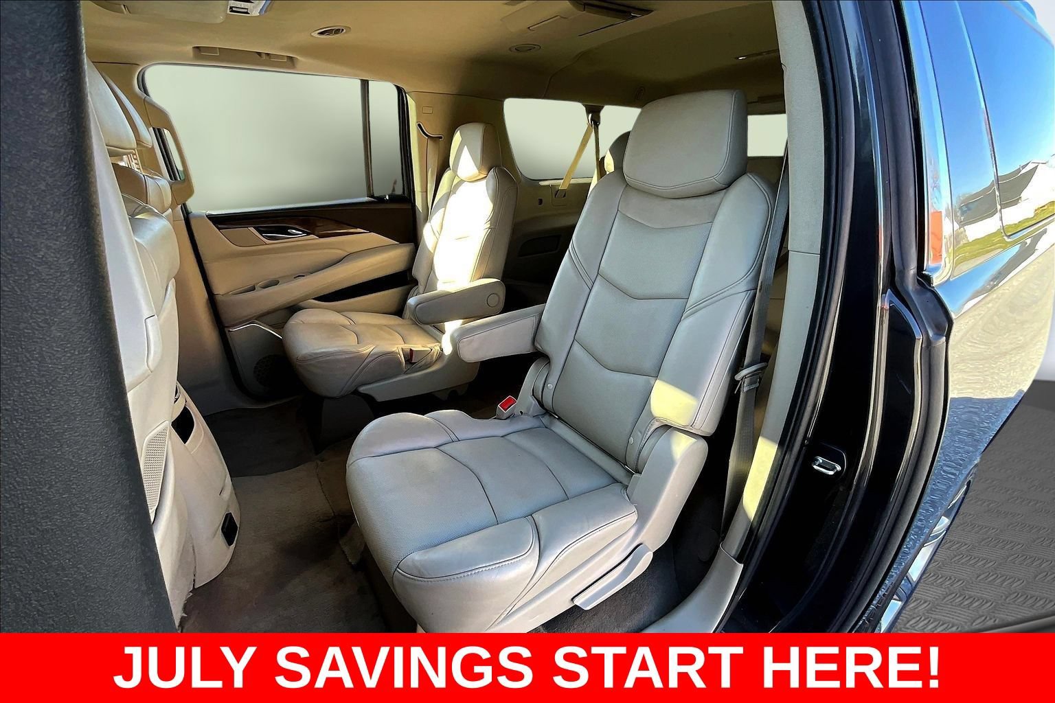Used 2018 Cadillac Escalade ESV Luxury AWD/4WD image 27
