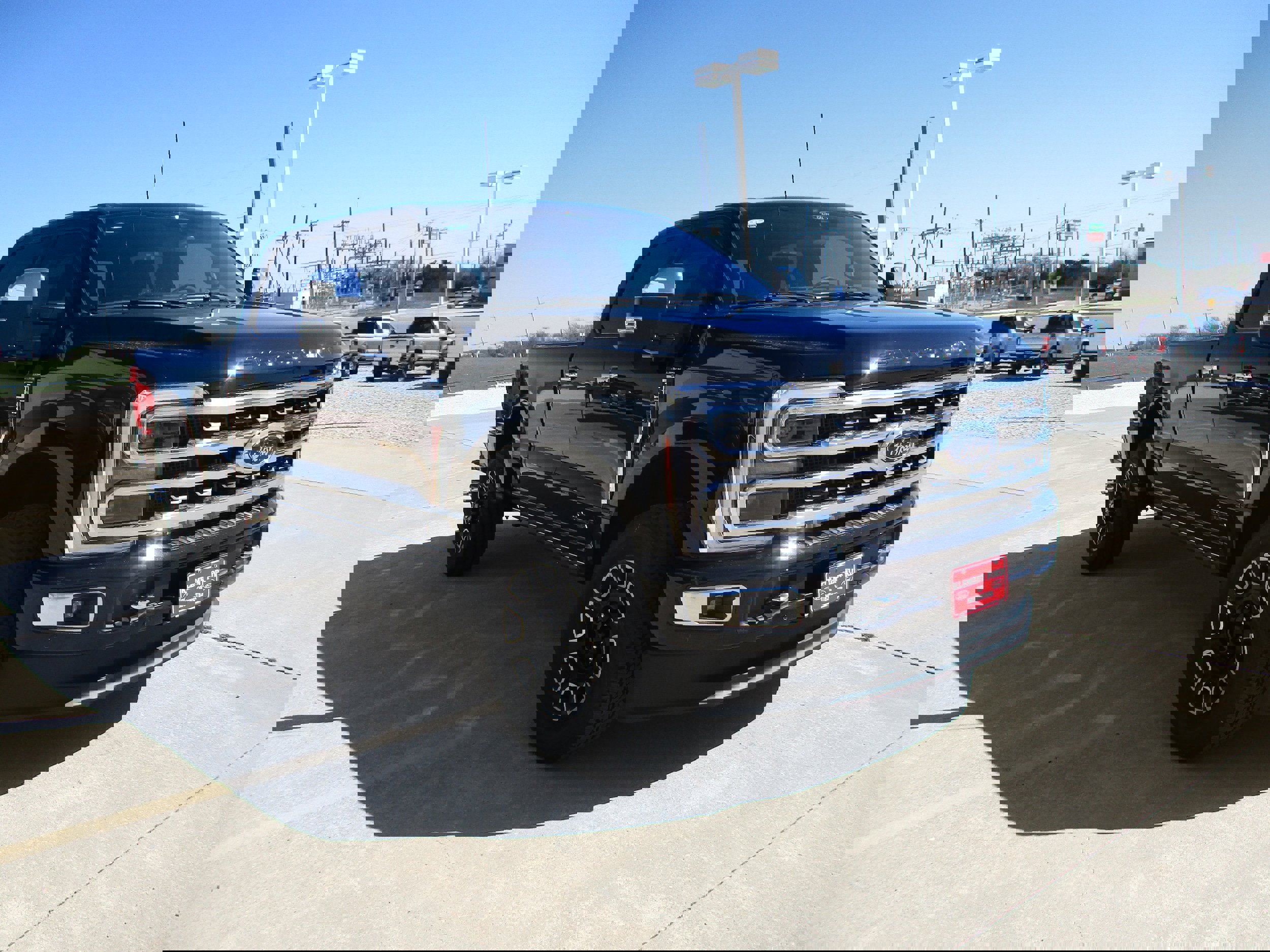 New 2024 Ford F250 Platinum w/ FX4 Off-Road Package image 8