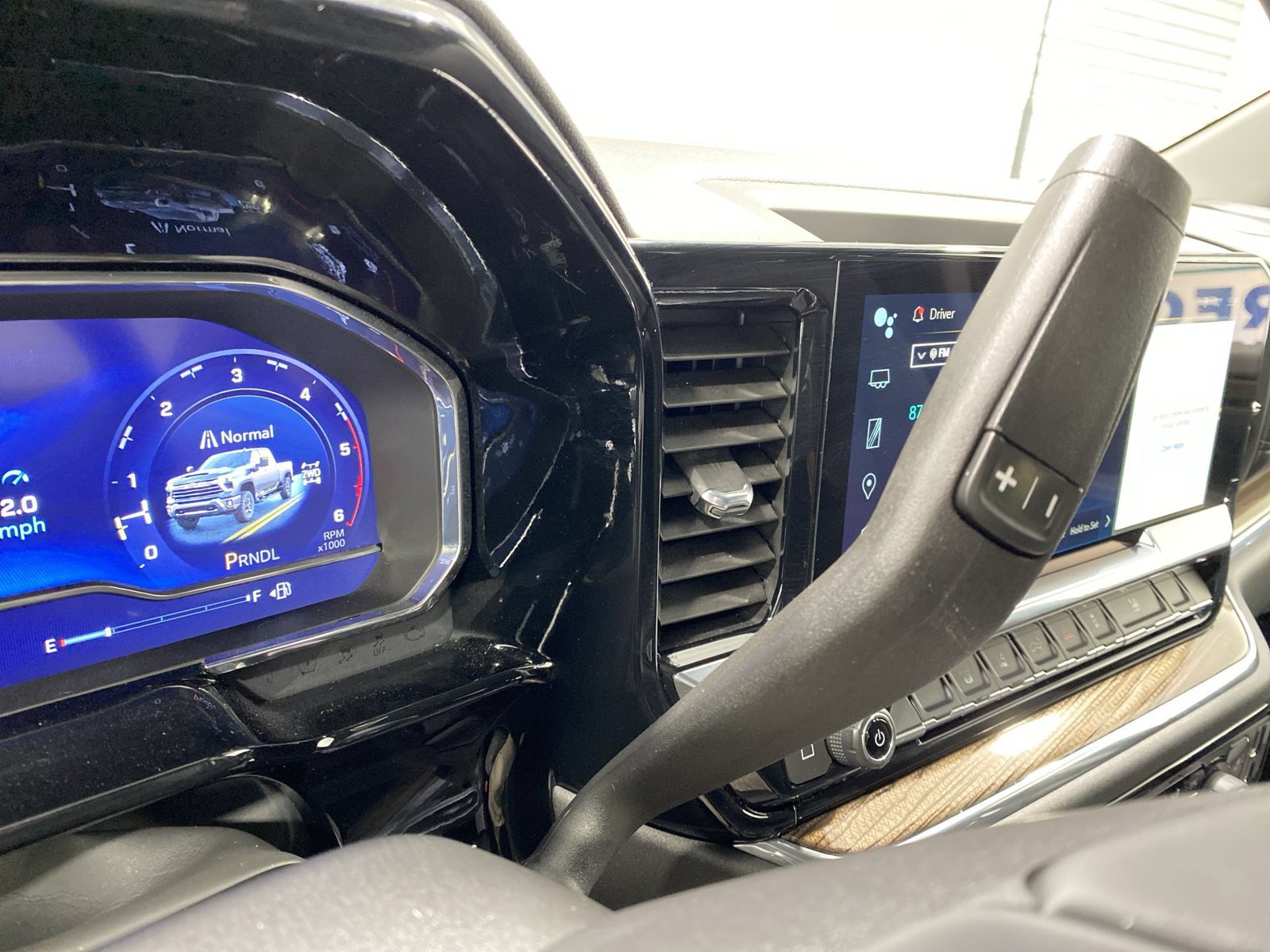 Used 2025 Chevrolet Silverado 3500 LT AWD/4WD image 20