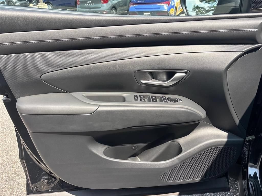 New 2026 Hyundai Santa Cruz SE FWD image 8