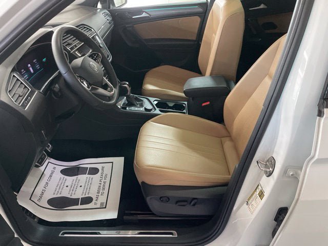 Certified 2024 Volkswagen Tiguan SE R-Line AWD/4WD image 14