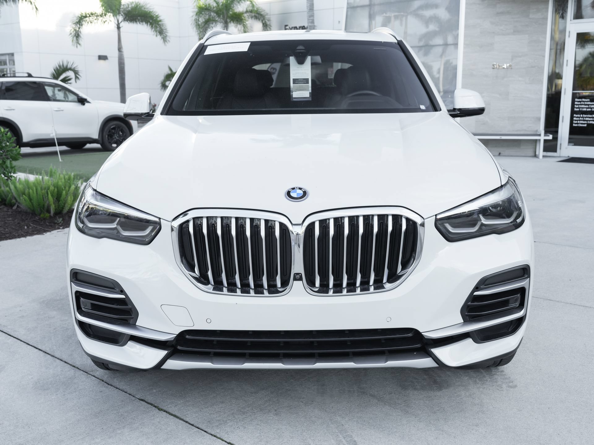 Used 2023 BMW X5 xDrive45e w/ Climate Comfort Package AWD/4WD image 6
