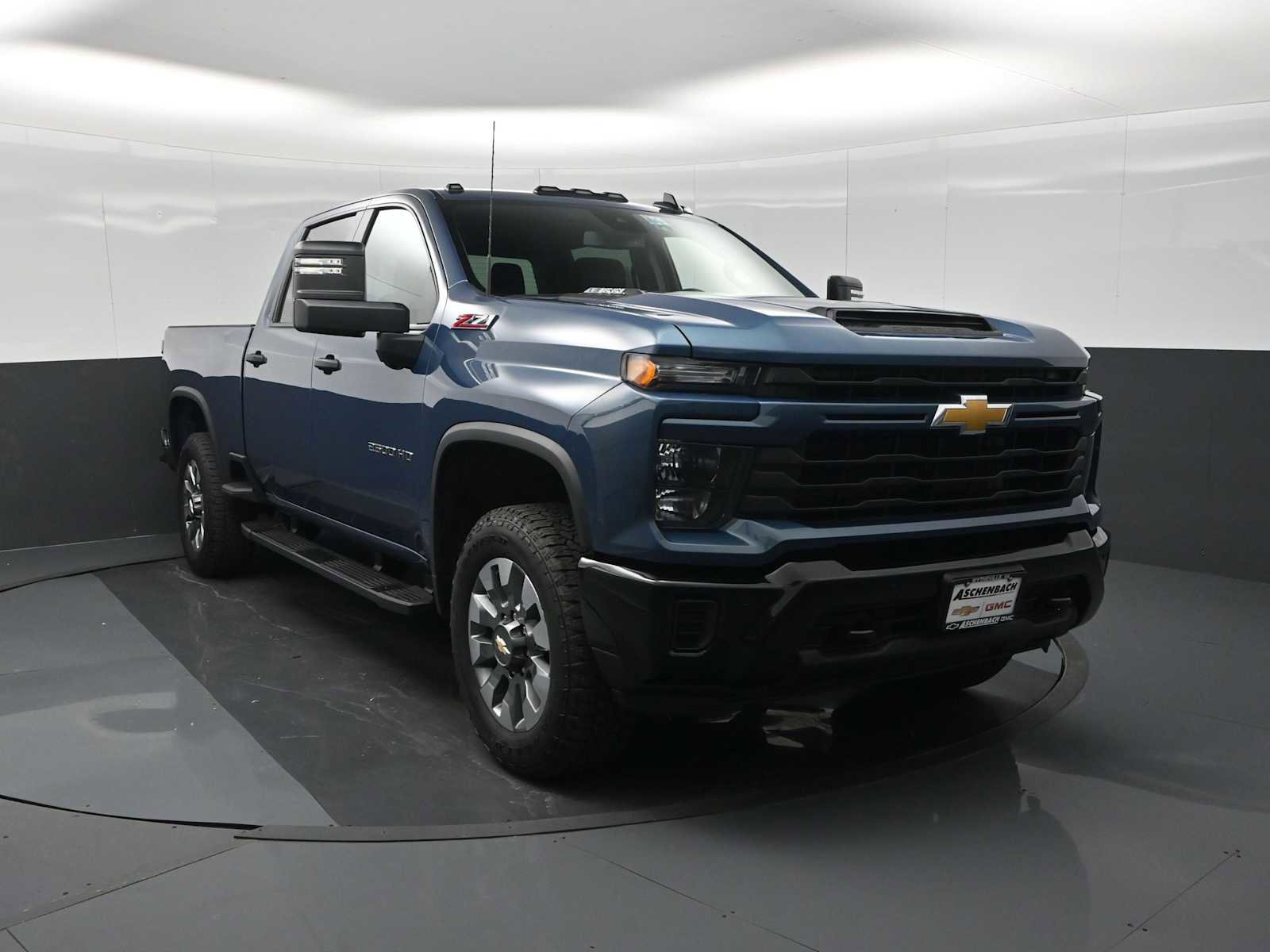 New 2026 Chevrolet Silverado 2500 Custom w/ Custom Value Package AWD/4WD image 7