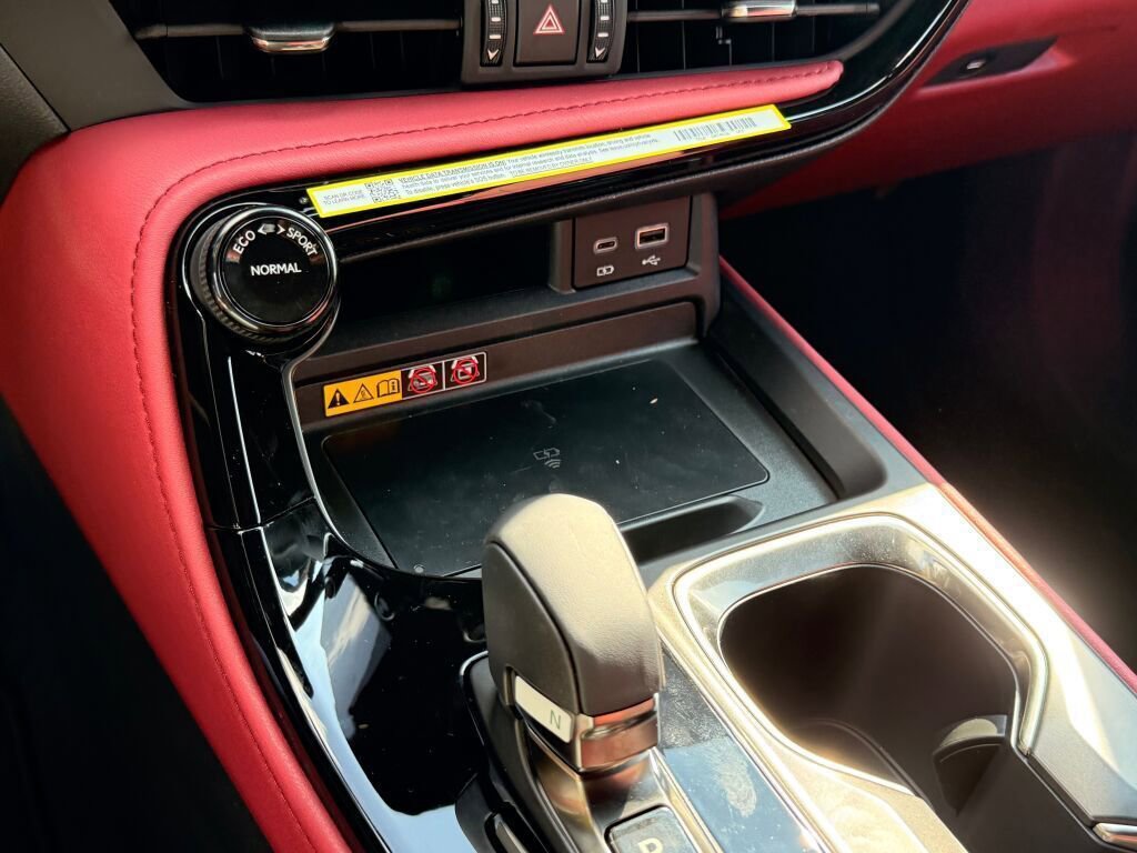 New 2026 Lexus NX 350h AWD w/ Premium Package image 15