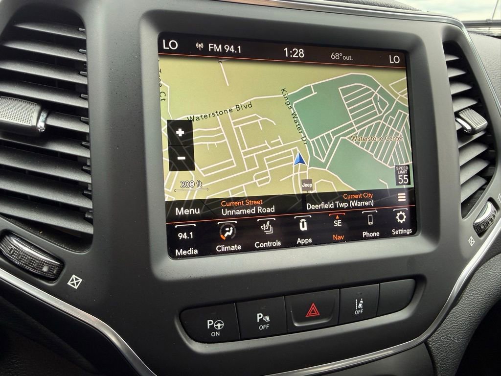 Certified 2023 Jeep Cherokee Altitude Lux AWD/4WD image 16