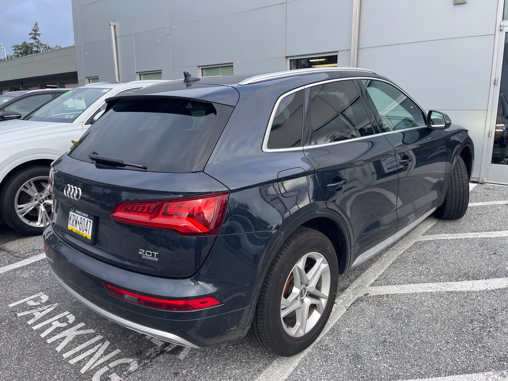 Used 2018 Audi Q5 2.0T Premium Plus w/ Premium Plus Package AWD/4WD image 2