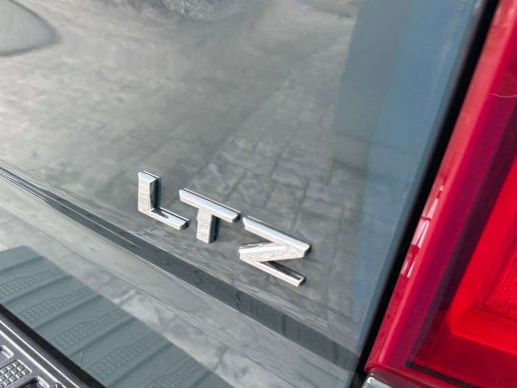 New 2026 Chevrolet Silverado 1500 LTZ w/ Z71 Off-Road Package AWD/4WD image 34