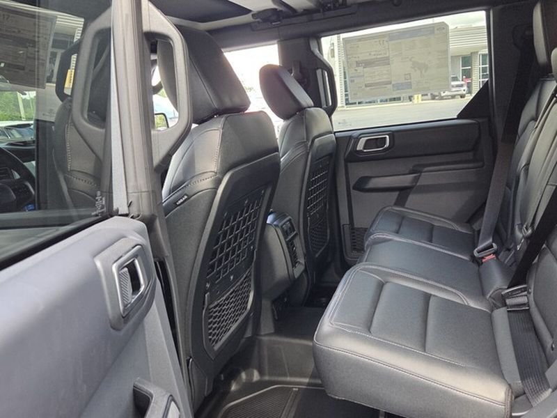 New 2026 Ford Bronco Badlands AWD/4WD image 9
