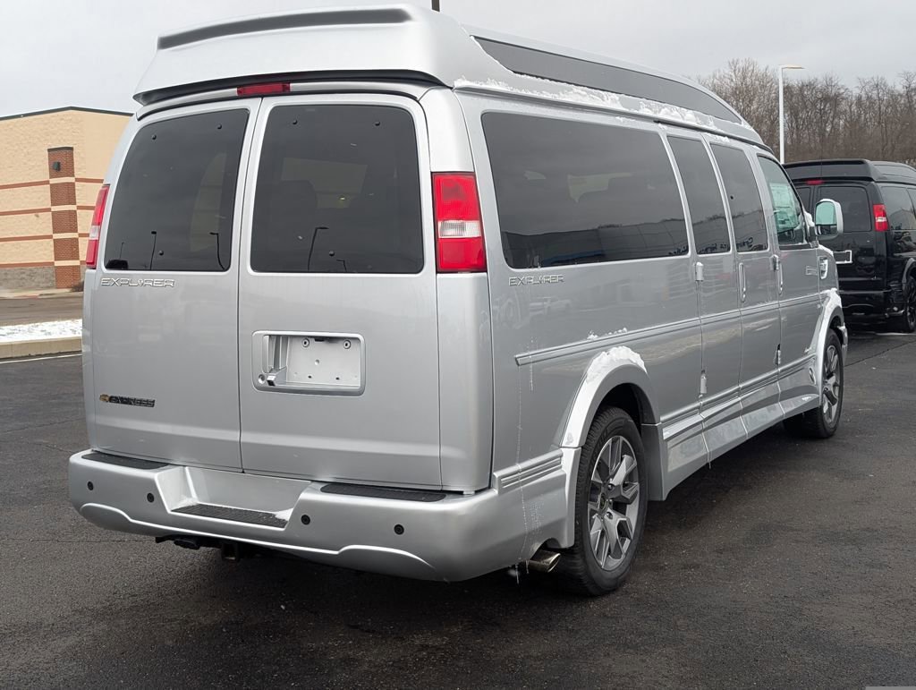 New 2026 Chevrolet Express 2500 Extended w/ Driver Convenience Package image 7