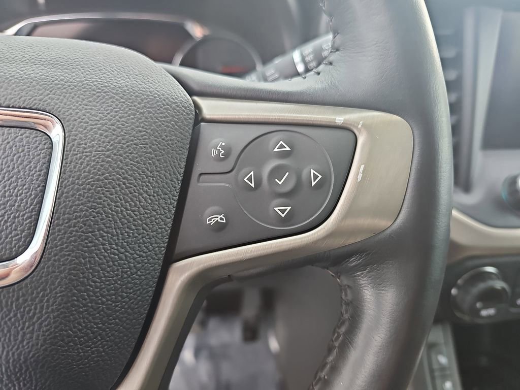 Used 2018 GMC Acadia Denali w/ Technology Package AWD/4WD image 18