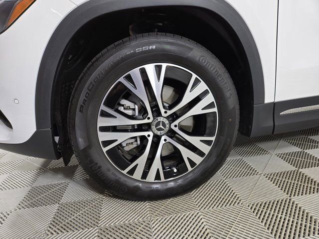 Certified 2025 Mercedes-Benz GLA 250 GLA 250 image 4