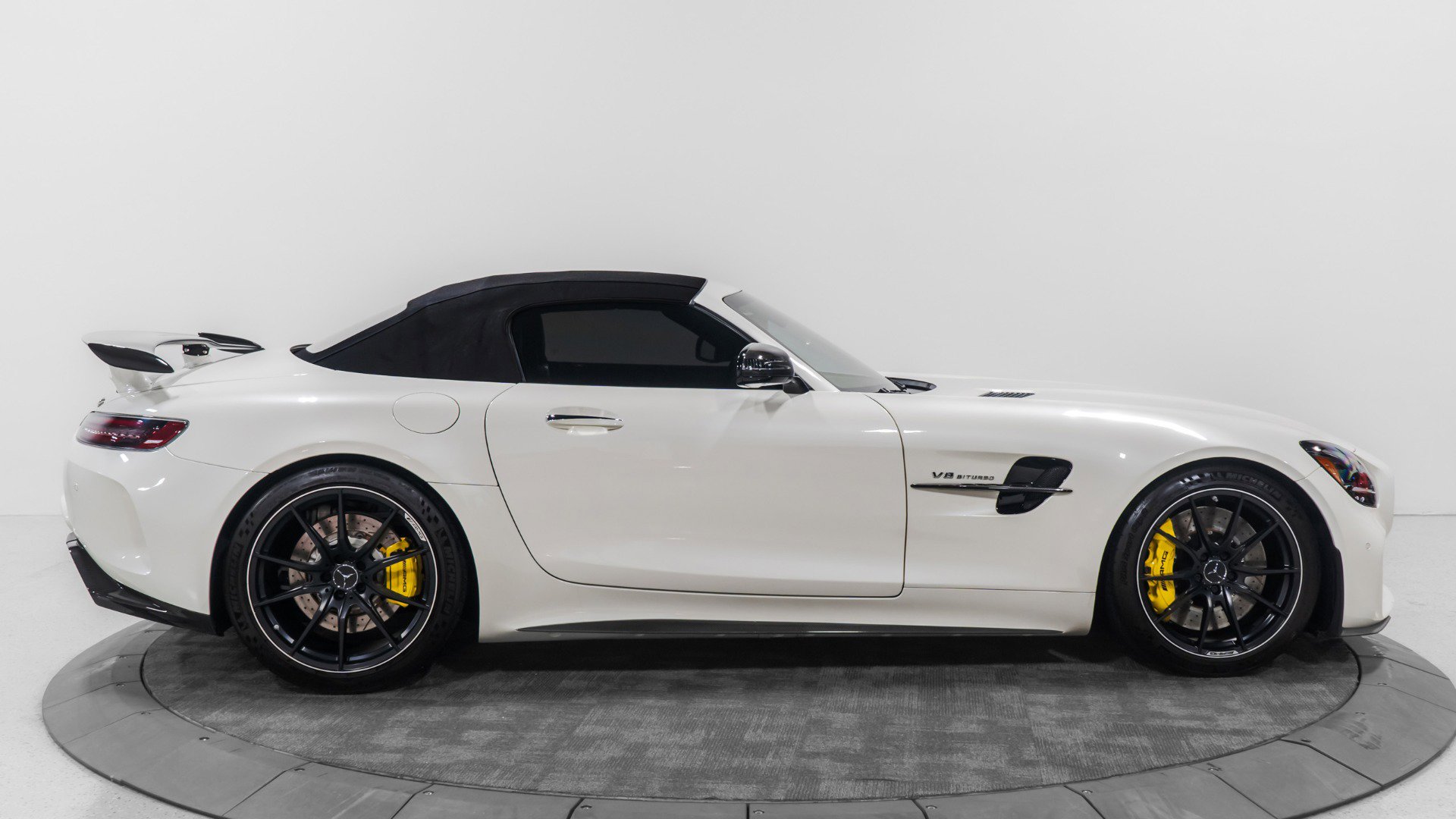 Used 2020 Mercedes-Benz AMG GT R image 20