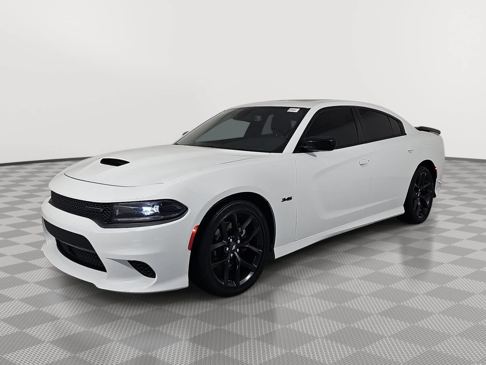 Used 2023 Dodge Charger R/T w/ Blacktop Package RWD image 4