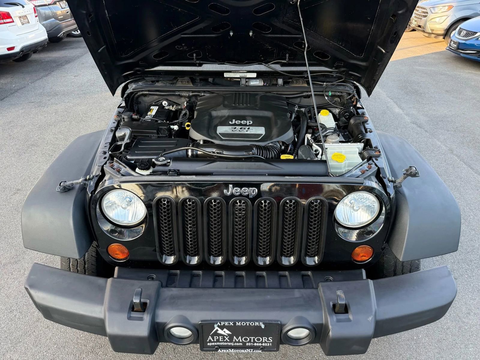 Used 2013 Jeep Wrangler Unlimited Sport image 44