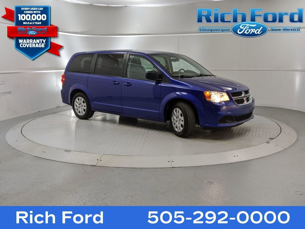 Used 2018 Dodge Grand Caravan SE w/ UConnect Hands-Free Group