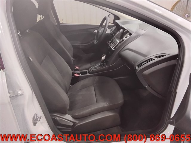 Used 2017 Ford Focus SEL FWD image 14