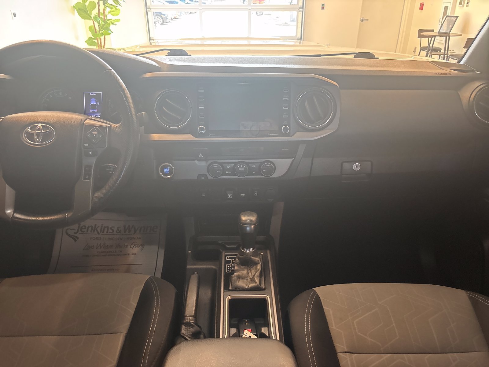 Used 2021 Toyota Tacoma TRD Sport RWD image 9