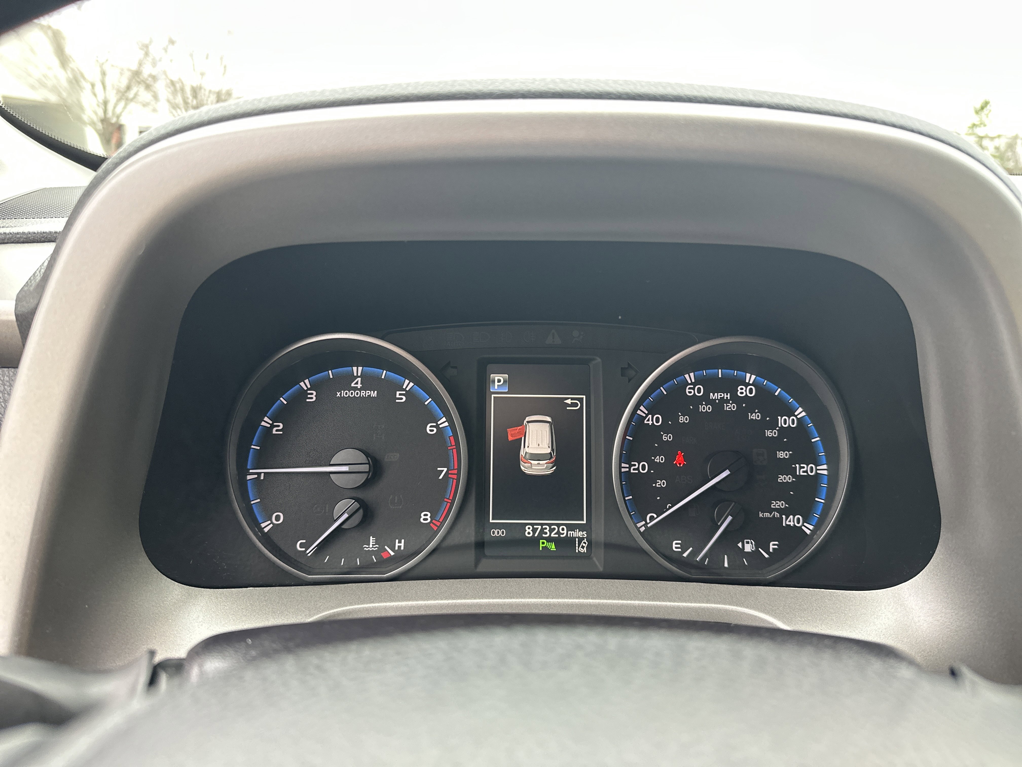 Used 2018 Toyota RAV4 XLE image 21