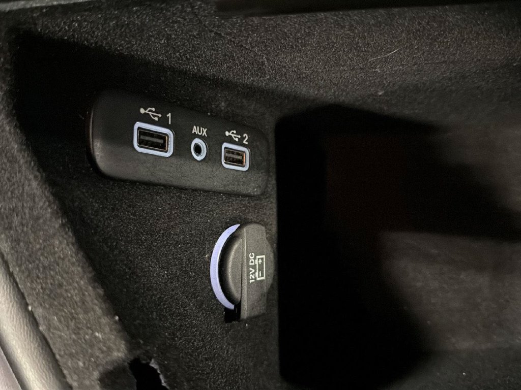 Used 2023 Dodge Challenger GT RWD image 17