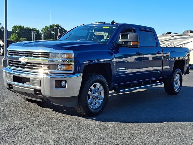 Used 2015 Chevrolet Silverado 2500 LT w/ LT Convenience Package AWD/4WD image 6