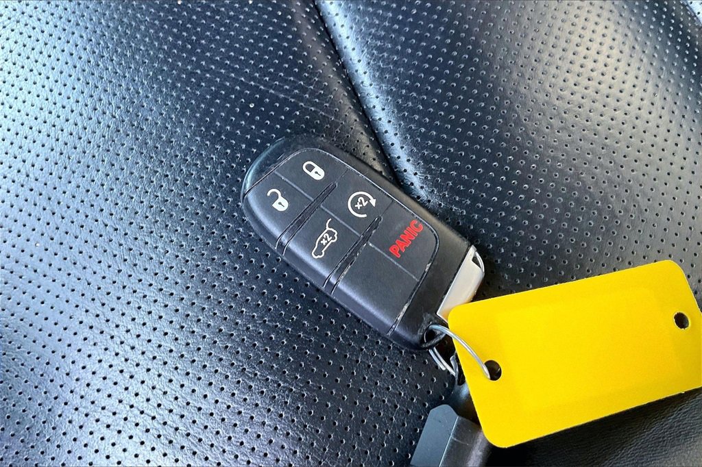 Used 2024 Dodge Durango GT image 36