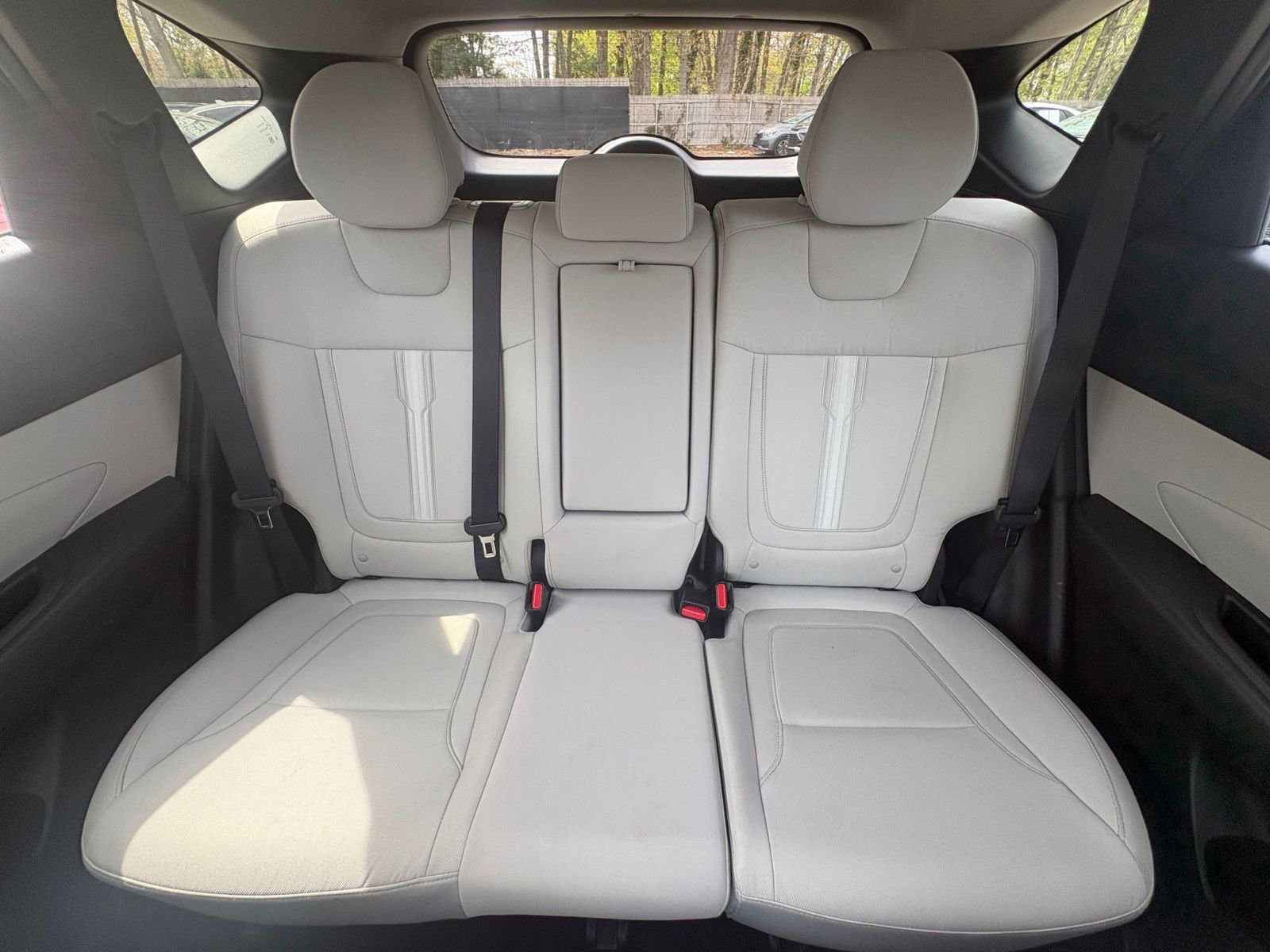 Used 2025 Hyundai Tucson SEL FWD image 36