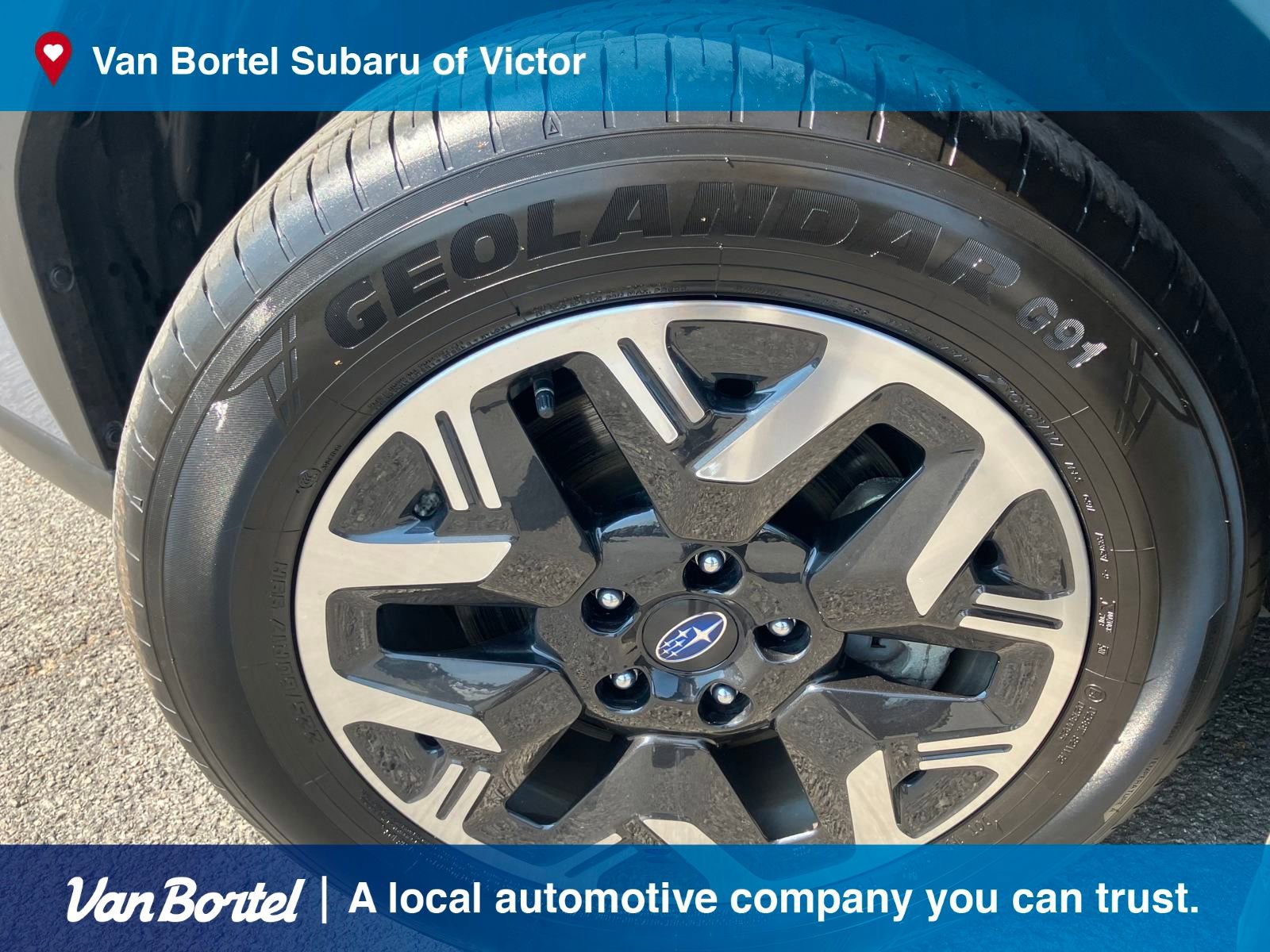 Used 2025 Subaru Forester Premium w/ Convenience Package #1 image 5