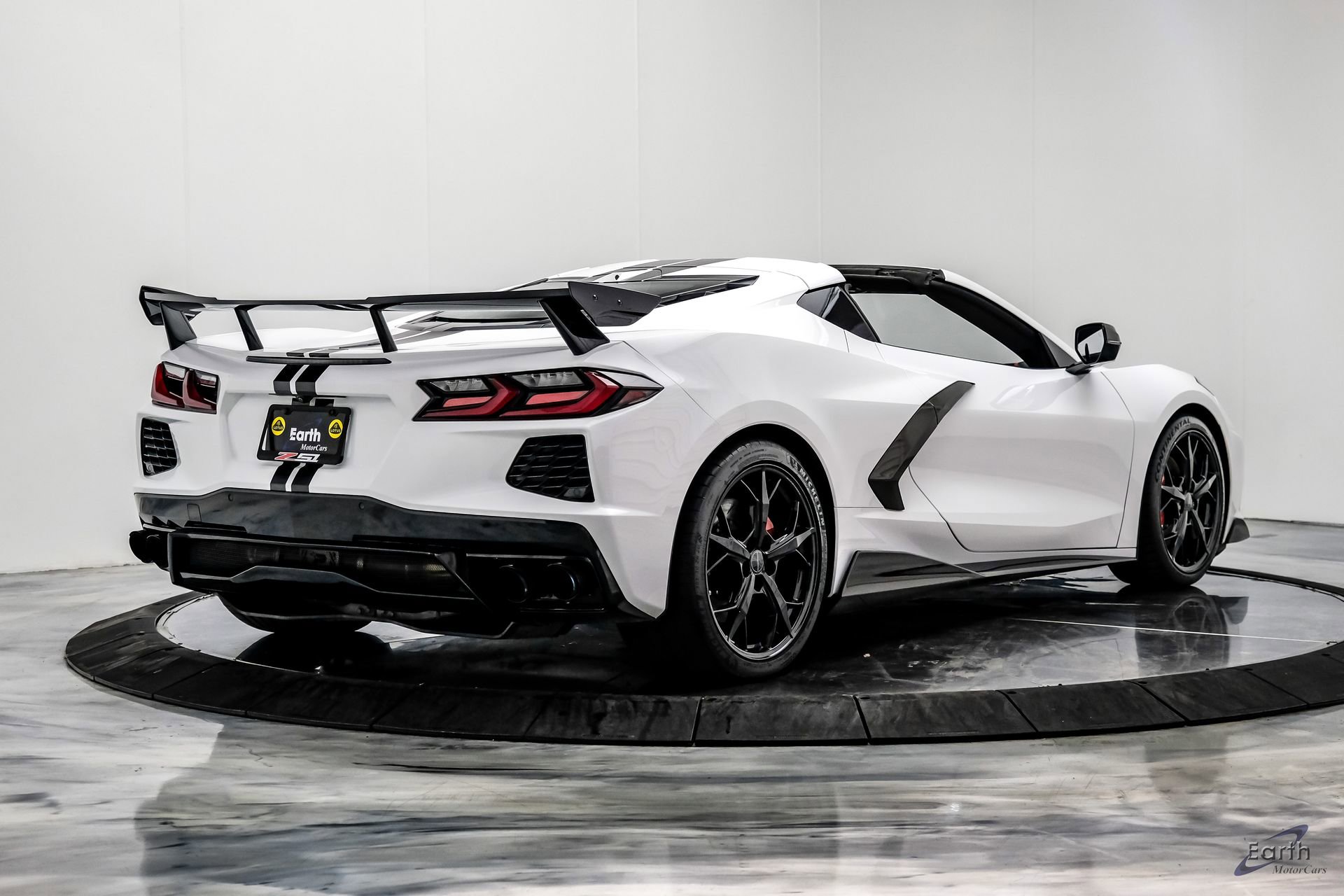 Used 2020 Chevrolet Corvette Stingray Premium Cpe w/ 3LT Preferred Equipment Group image 23