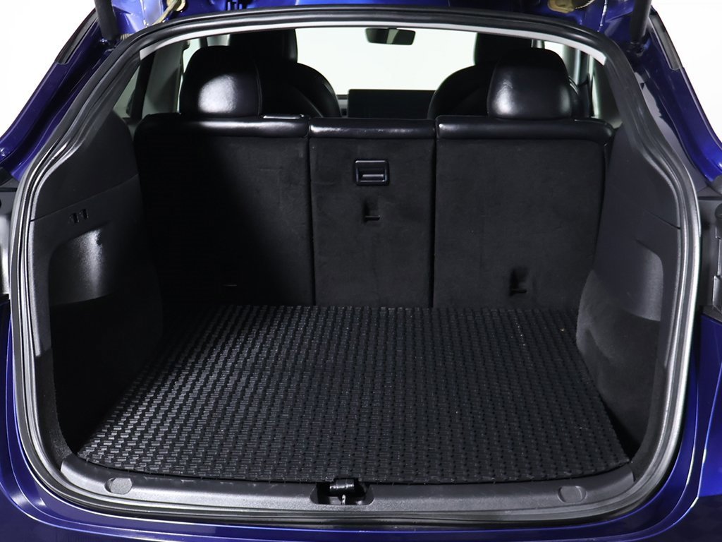 Used 2020 Tesla Model Y Long Range image 16