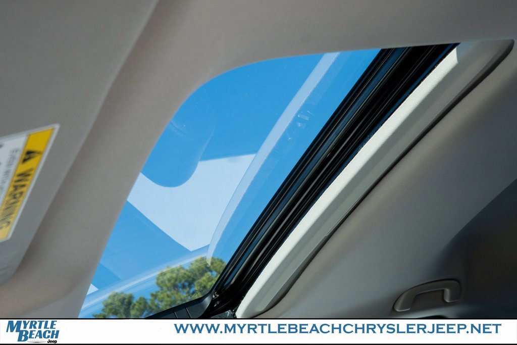 Used 2023 Honda Civic EX-L image 18