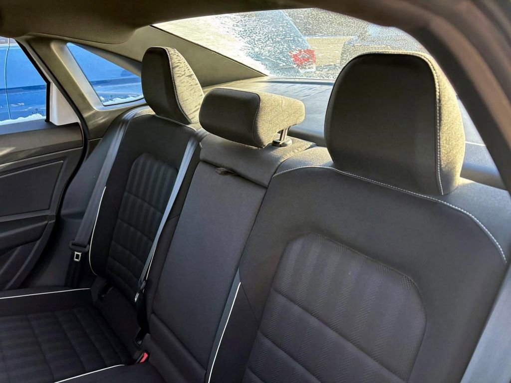 Used 2024 Volkswagen Jetta Sport image 23