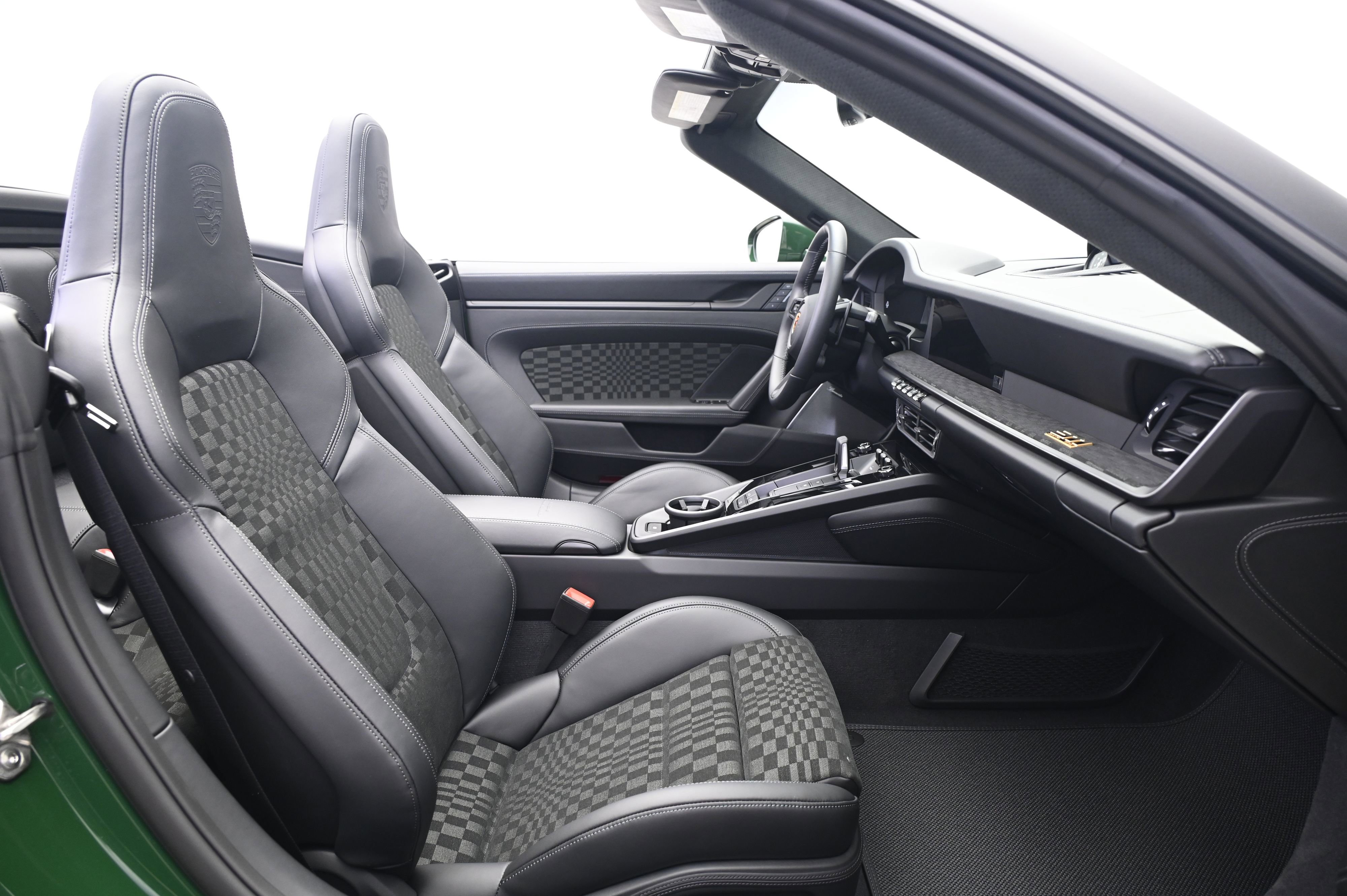 Certified 2026 Porsche 911 GTS image 25
