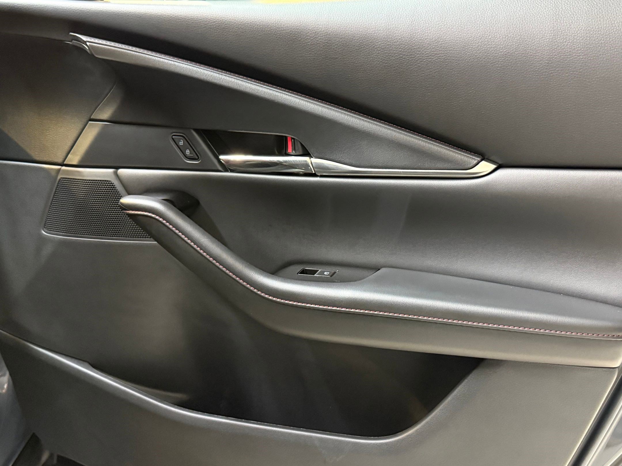 Used 2022 MAZDA CX-30 AWD 2.5 S w/ Preferred Package image 45