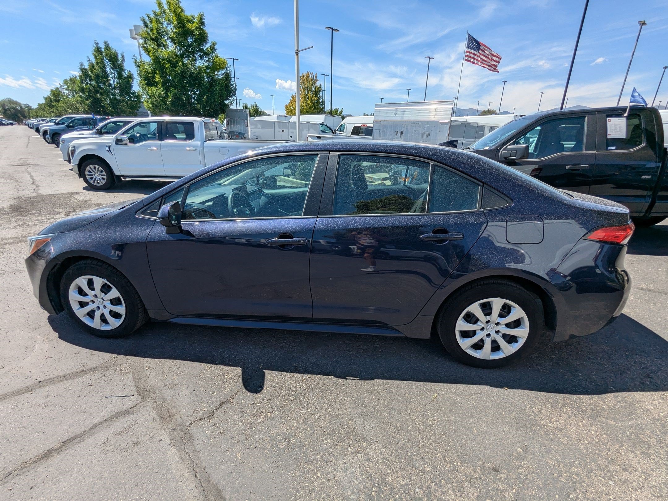 Used 2024 Toyota Corolla LE FWD image 9