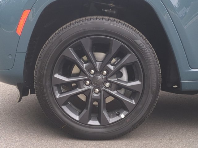 New 2026 Jeep Grand Cherokee Limited AWD/4WD image 19