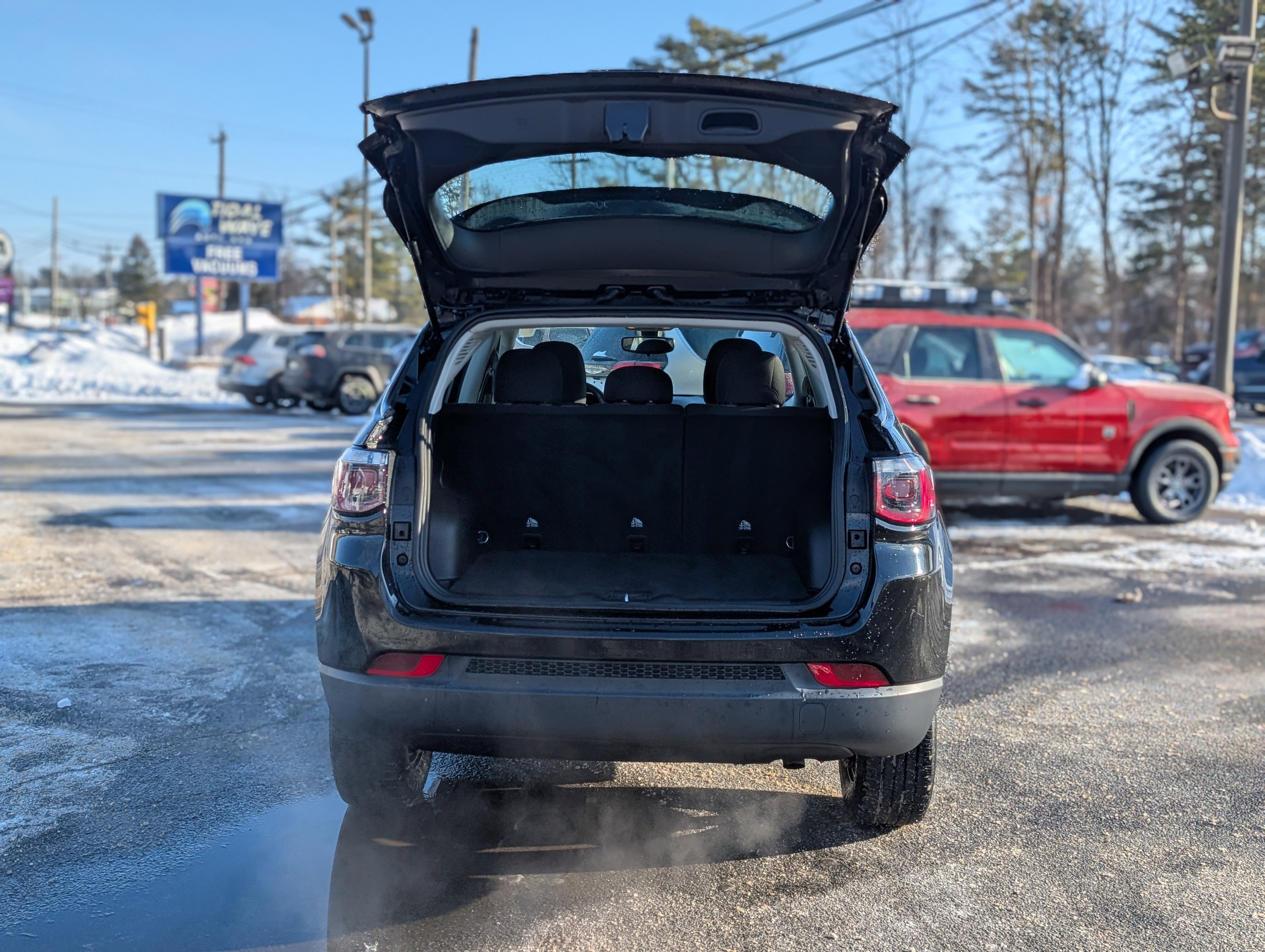 Used 2021 Jeep Compass Sport image 33