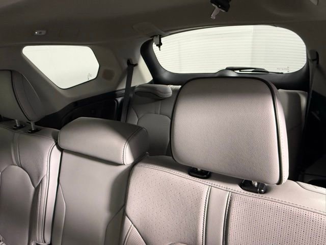 Used 2023 Honda Pilot Elite image 43