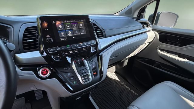 Used 2023 Honda Odyssey Touring image 24