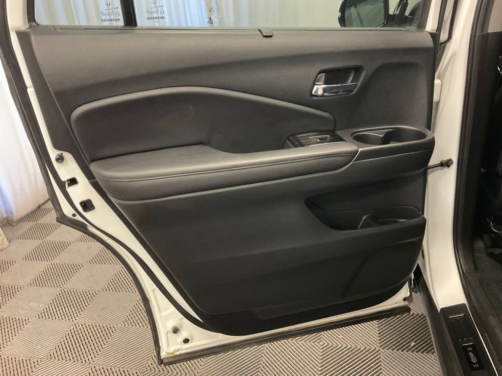 Used 2022 Honda Pilot EX-L image 34