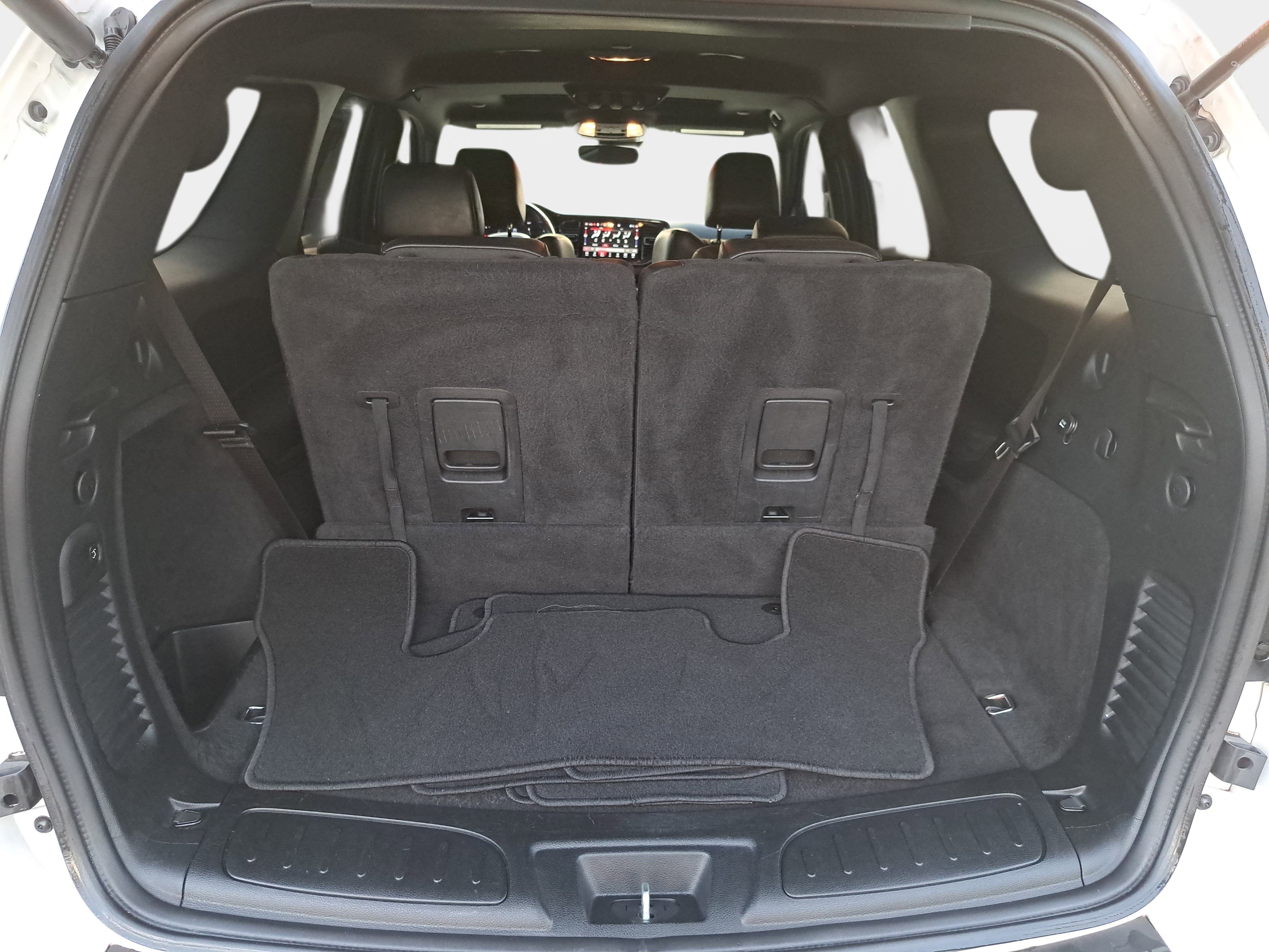 Used 2023 Dodge Durango R/T w/ Tow 'N Go Package AWD/4WD image 13