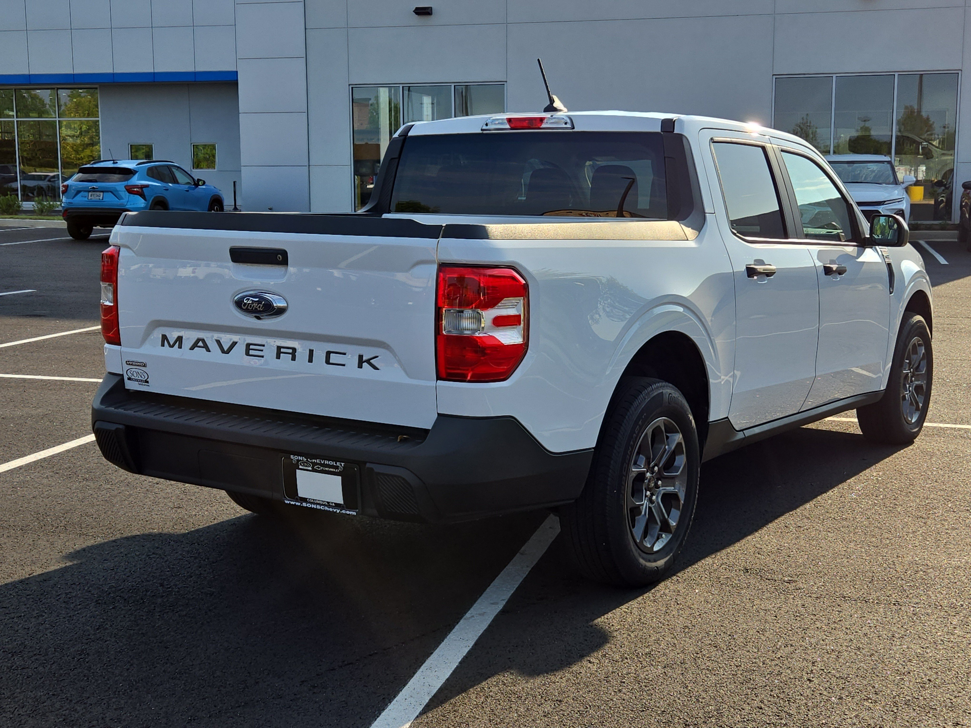 Used 2024 Ford Maverick XLT FWD image 8
