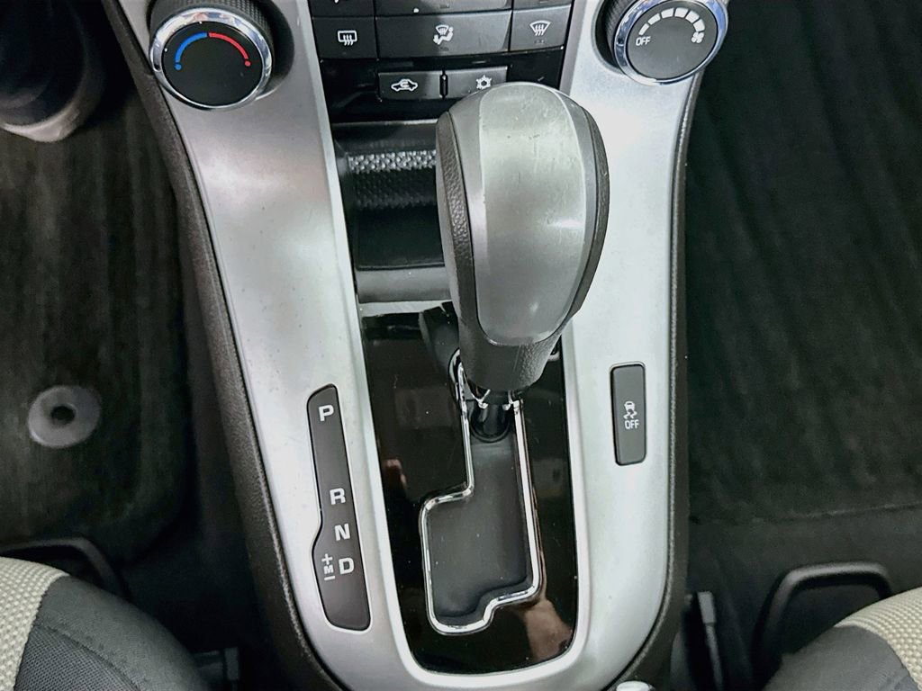 Used 2016 Chevrolet Cruze LS FWD image 15