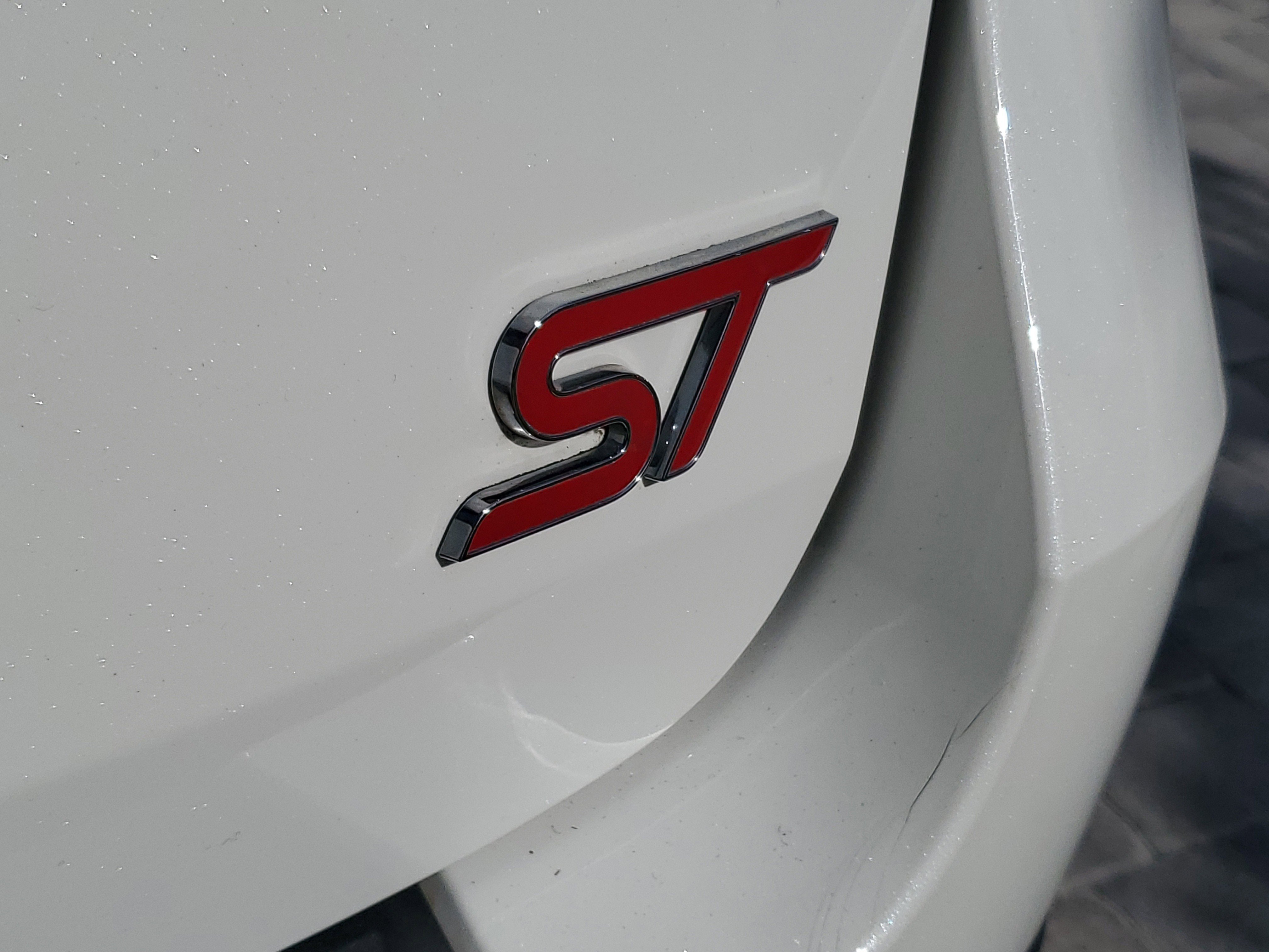 Used 2022 Ford Explorer ST w/ Equipment Group 401A image 7