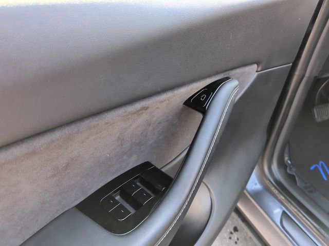 Used 2021 Tesla Model Y Long Range image 20